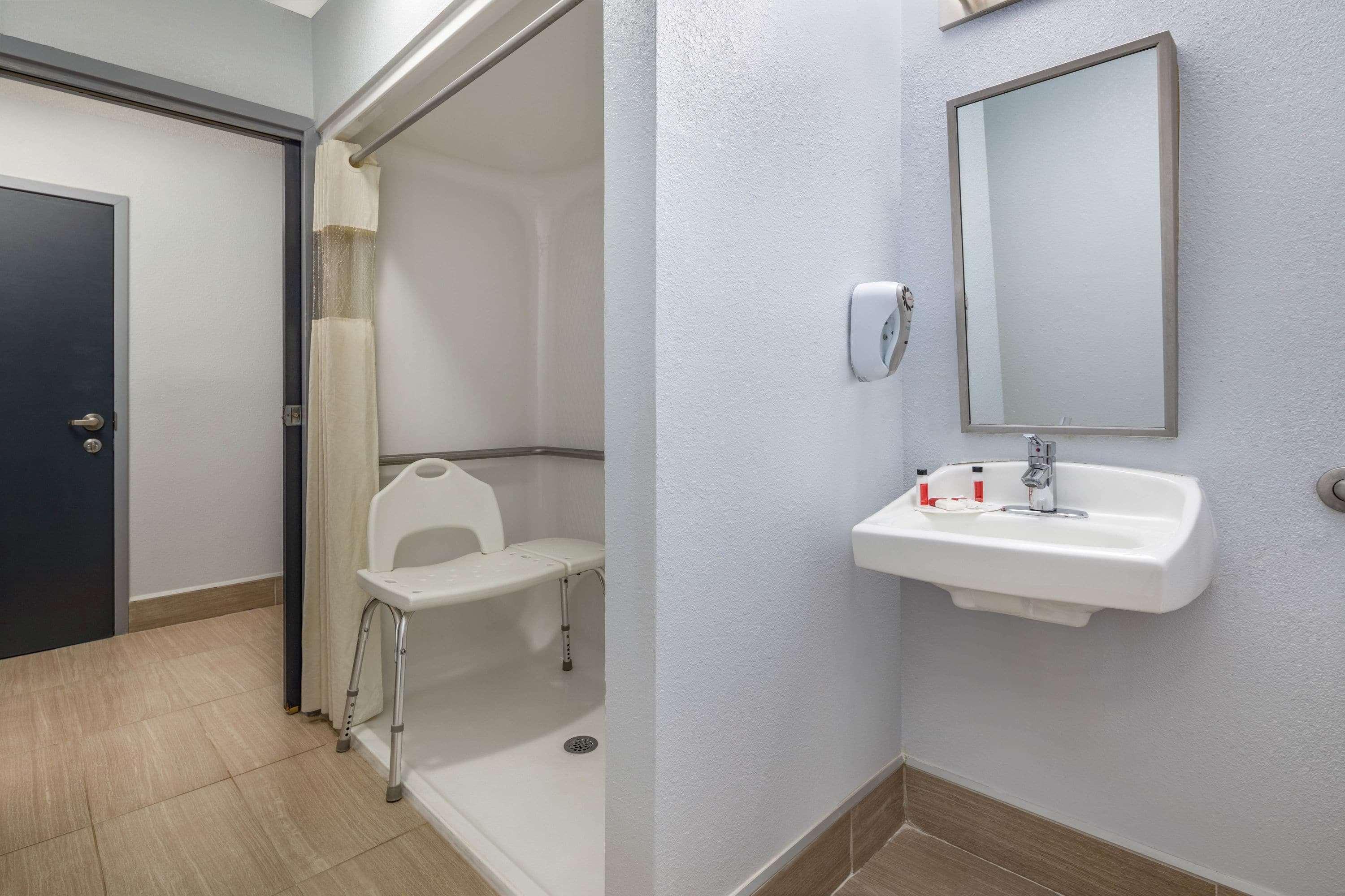 Microtel Inn By Wyndham Lake Norman Cornelius Luaran gambar