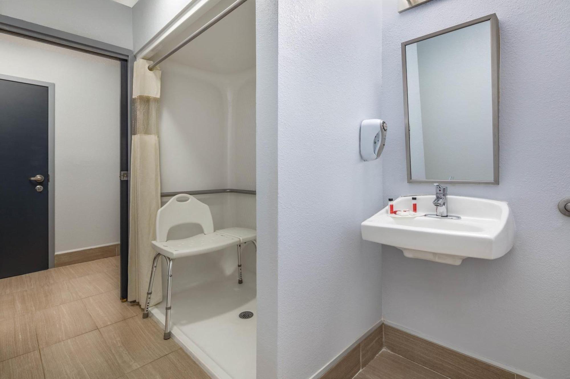 Microtel Inn By Wyndham Lake Norman Cornelius Luaran gambar