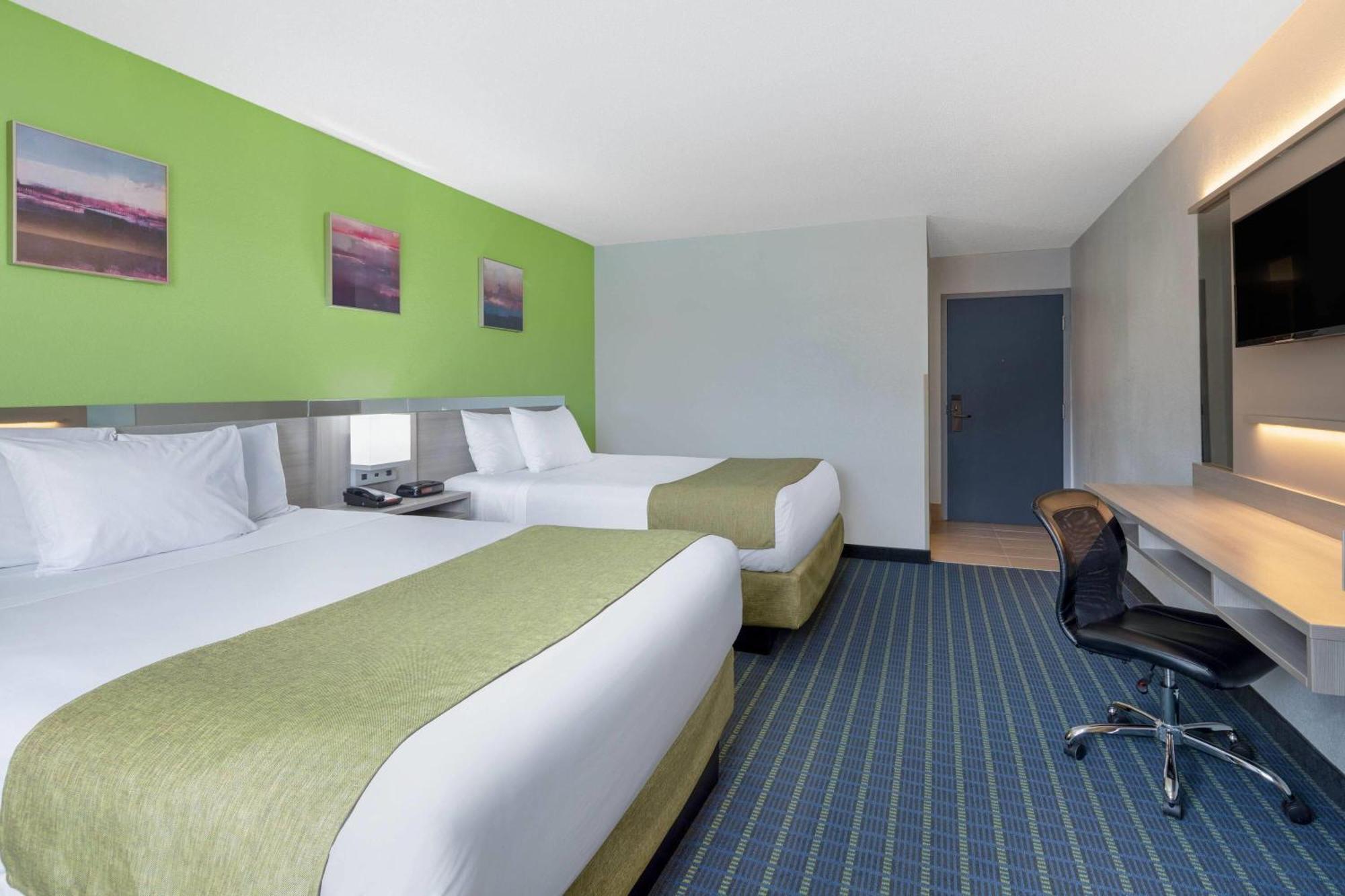 Microtel Inn By Wyndham Lake Norman Cornelius Luaran gambar